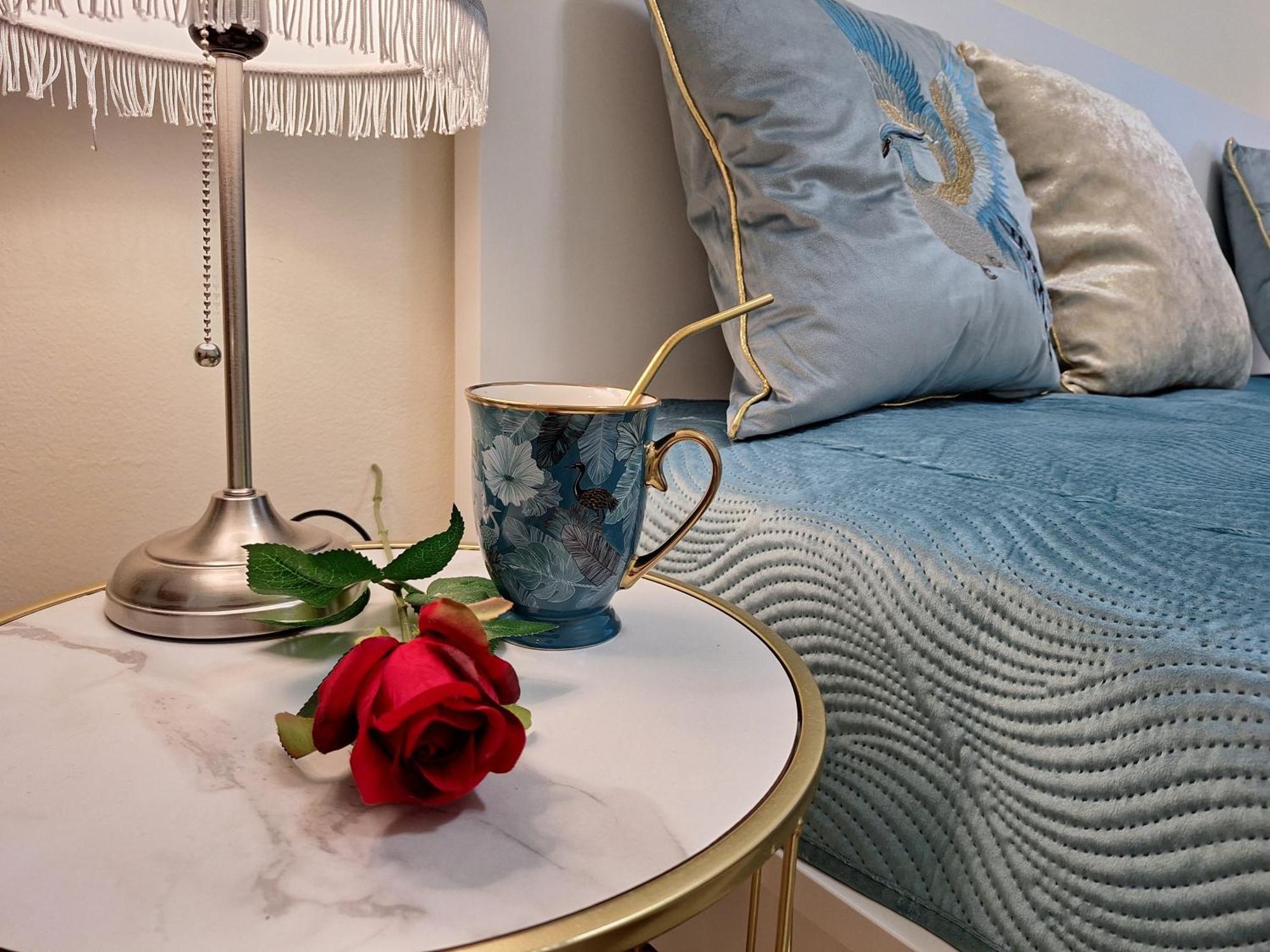 Albina Apartman Егер Екстериор снимка